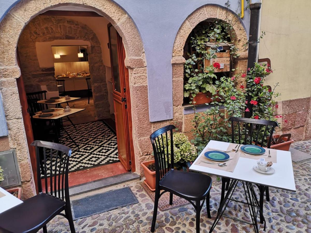Casa Pagio Hotel Bosa Buitenkant foto